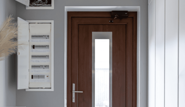 Pistones para puertas